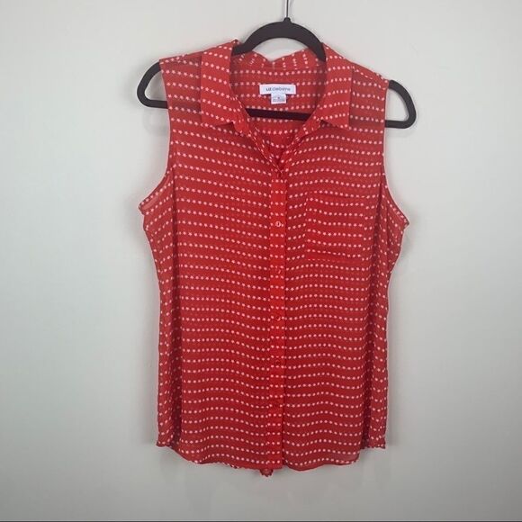Liz Claiborne red sleeveless collar shirt w stars - Picture 7 of 7